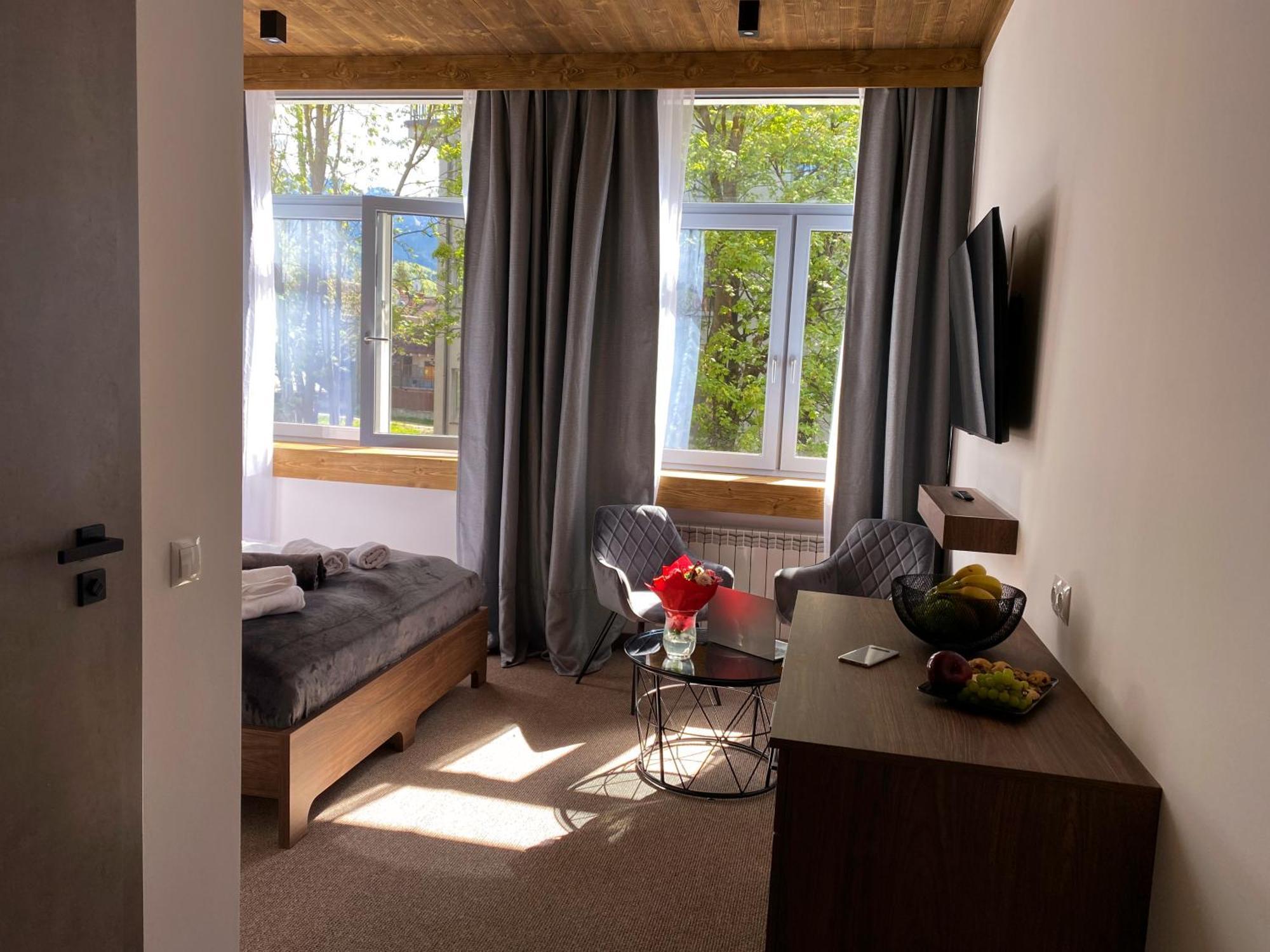 Apartamenty Krupowki 20 Zakopane Szoba fotó