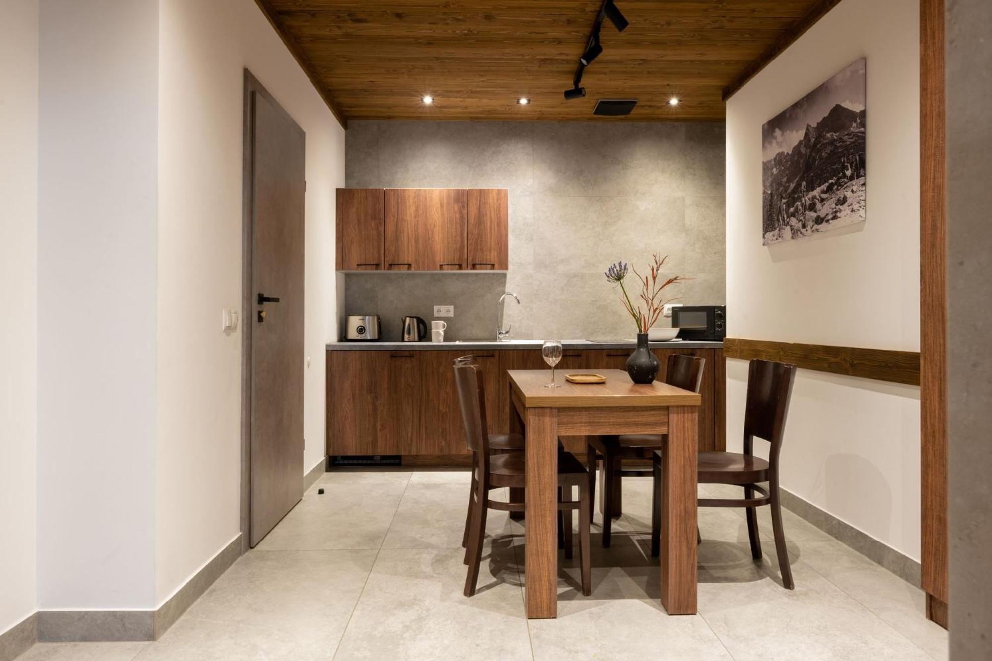 Apartamenty Krupowki 20 Zakopane Szoba fotó